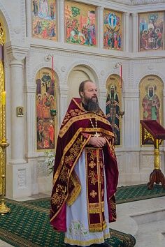 Воздвижение Честного и Животворящего Креста Господня празднуют сегодня православные христиане
