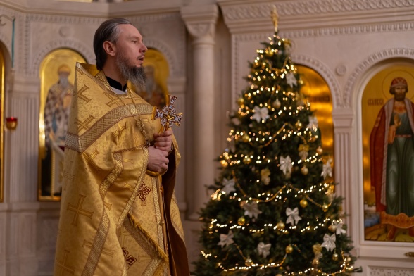 Божественная Литургия в воскресенье, на неделе двадцать девятой по Пятидесятнице