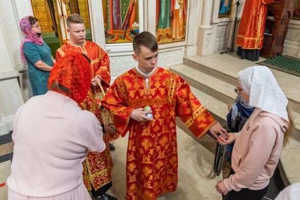 День святых жен-мироносиц