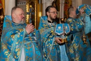 Похвала Божией Матери.Божественная Литургия