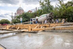 Заливка бетонного фундамента