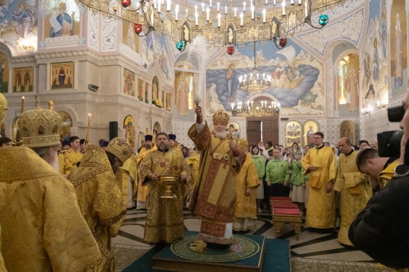 Святейший Патриарх Московский и всея Руси Кирилл совершил чин Великого освящения Троицкого храма г. Коломна (Щурово).