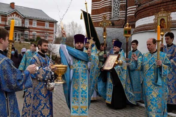 Престольный праздник Введения во храм пресвятой Богородицы