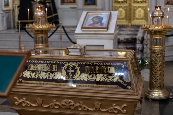 Богослужение Великой Пятницы с Выносом Плащаницы