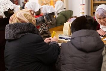Патронажные прихожане посетили Троицкий храм
