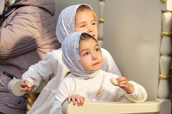 Божественная литургия в воскресенье, на неделе 14-й по Пятидесятнице, по Воздвижении