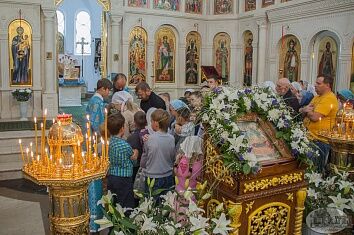 Успение пресвятой Богородицы и Приснодевы Марии