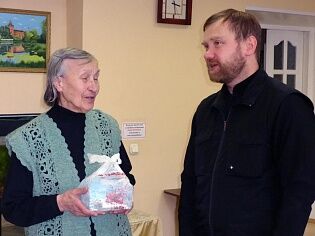 С поздравлениями к ветеранам