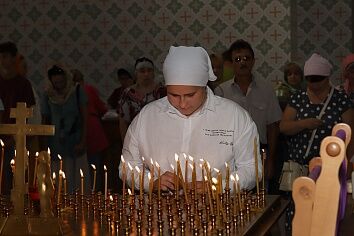 Начало Успенского поста.