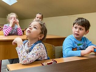 В Воскресной школе ребята обсуждали второе пришествие Иисуса Христа. 