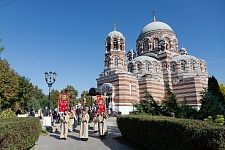 Перенесение мощей святых благоверных князей Петра и Февронии Муромских