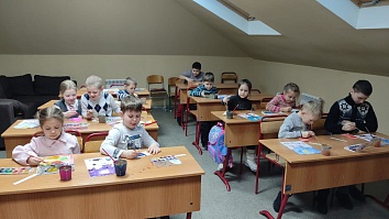 Радостные встречи с друзьями в Воскресной школе