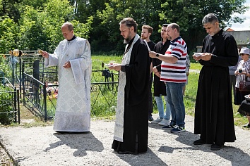 Троицкая Вселенская родительская суббота