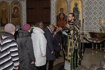 В Троицком храме по окончании Литургии Преждеосвященных Даров был совершен чин освящения колива.