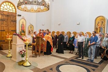 День святителя Николая  - престольный праздник Троицкого храма