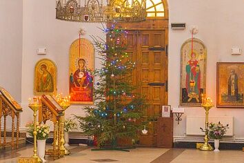 Рождественский сочельник и новые иконы храма