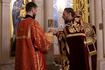 ХРИСТОС ВОСКРЕСЕ!