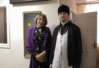Священники Троицкого храма посетили образовательные и социальные учреждения города