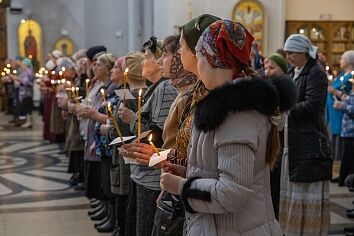 В Троицком храме было совершено таинство Соборования