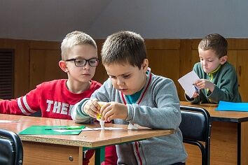Продолжаются занятия в Воскресной школе при Троицком храме
