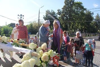 Освящение креста главного купола Троицкого храма