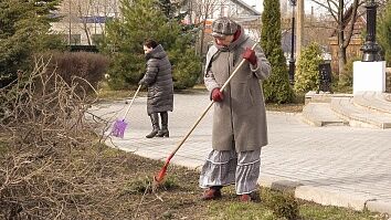 Традиционный субботник на территории храма