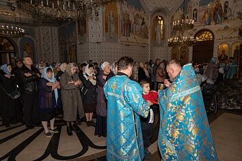 Покров Пресвятой Богородицы