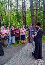 Панихида на щуровском кладбище