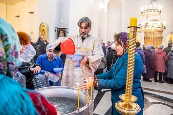 Крещенский сочельник в Троицком храме