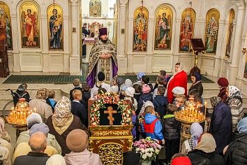 Воздвижение Честнаго и Животворящего Креста Господня