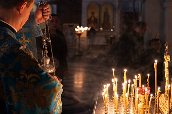 Божественная Литургия в воскресенье, на неделе двадцать шестой по Пятидесятнице