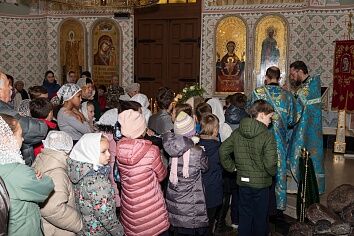 Покров Пресвятой Богородицы