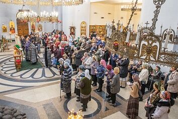 В Троицком храме было совершено таинство Соборования
