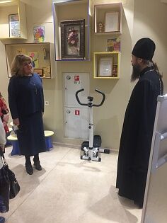 "Социальное служение" . Круглый стол во социальном центре Надежда