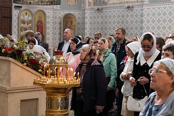 Божественная литургия в воскресенье, на неделе 14-й по Пятидесятнице, по Воздвижении