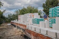 Кладка стен здания - 27 августа