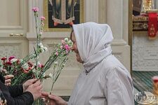 День Жен-Мироносиц