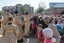 Перенесение мощей святых благоверных князей Петра и Февронии Муромских