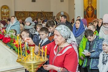 Престольный праздник храм - Введение во храм Пресвятой Богородицы