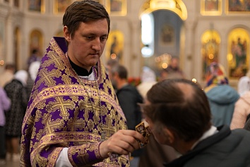 Воздвижения Честного и Животворящего Креста Господня