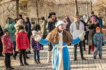 Праздник масленицы на приходе Троицкого храма