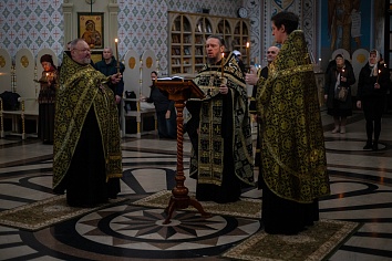 Утреня с чтением Великого канона преподобного Андрея Критского и жития преподобной Марии Египетской