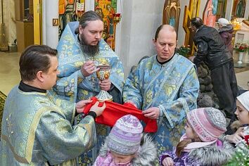 Престольный праздник храм - Введение во храм Пресвятой Богородицы