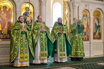 День Святой Троицы. Престольный праздник храма.