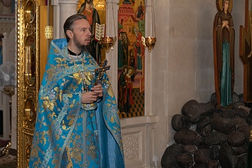 Покров Пресвятой Богородицы