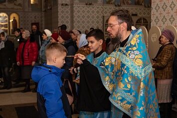 Всенощное бдение в канун праздника Казанской иконы Божией Матери