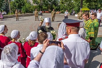 Престольный праздник Троицкого храма. Архиерейское богослужение