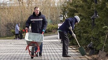 Традиционный субботник на территории храма
