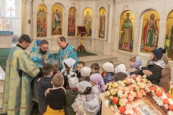 Покров Пресвятой Богородицы