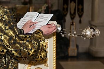 Великая Пятница. Утреня Великой Субботы с Чином Погребения Плащаницы